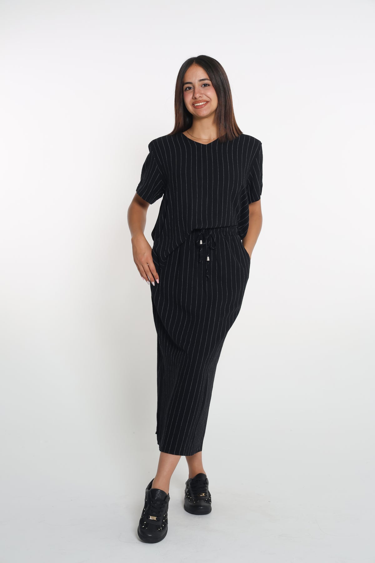 طقم بلوزة وتنورة مخطط