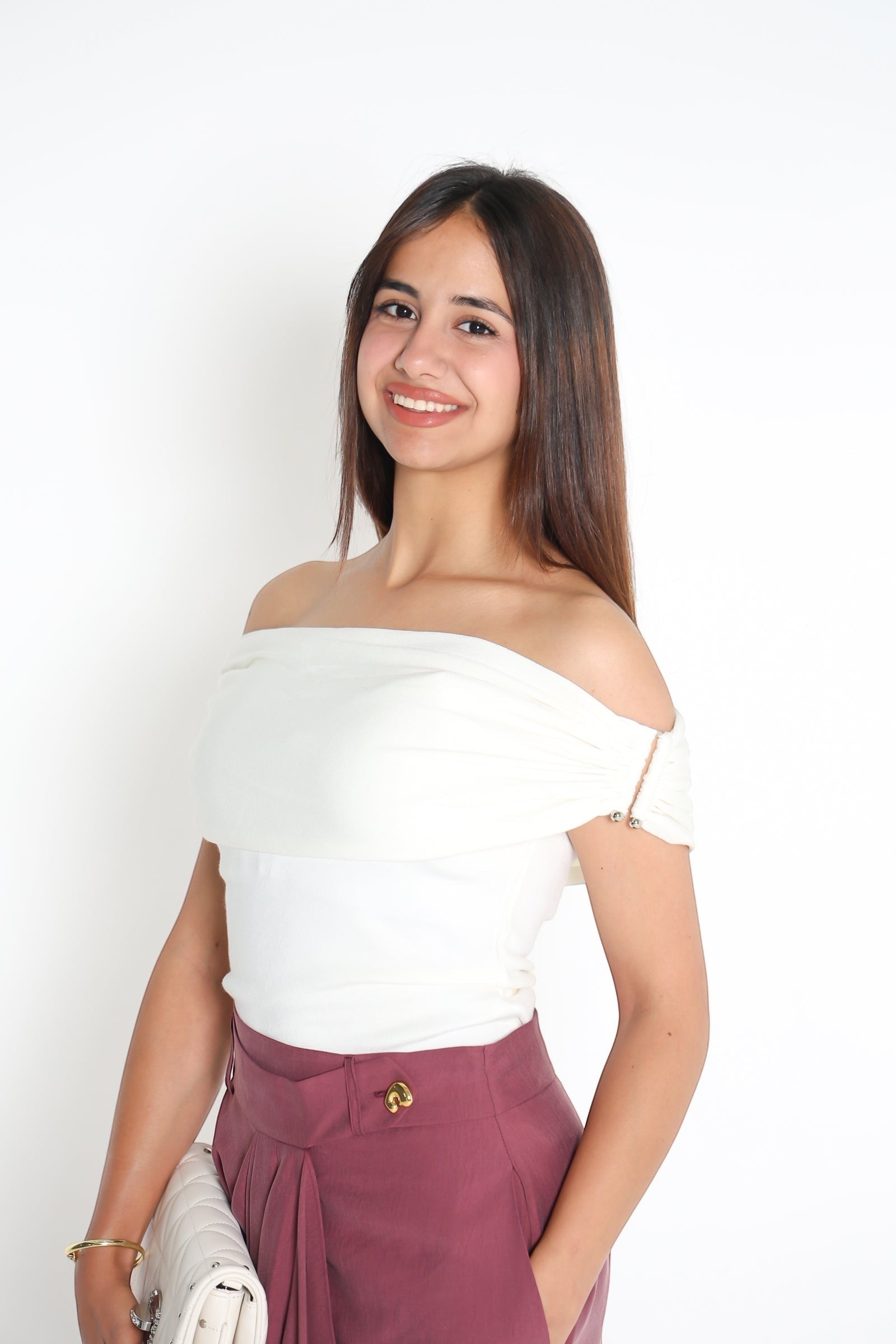 بلوزة Off Shoulder