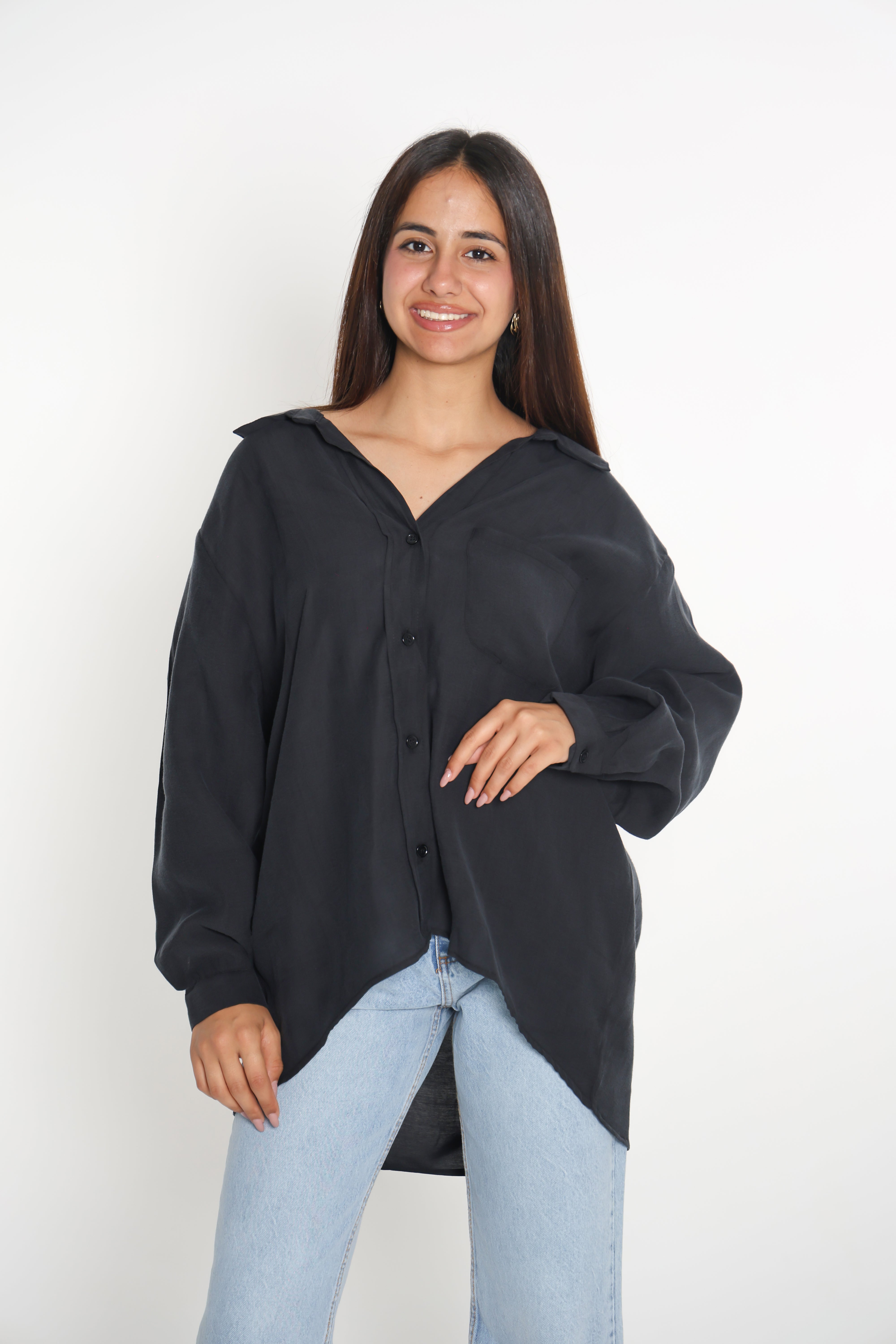 قميص oversize اسود