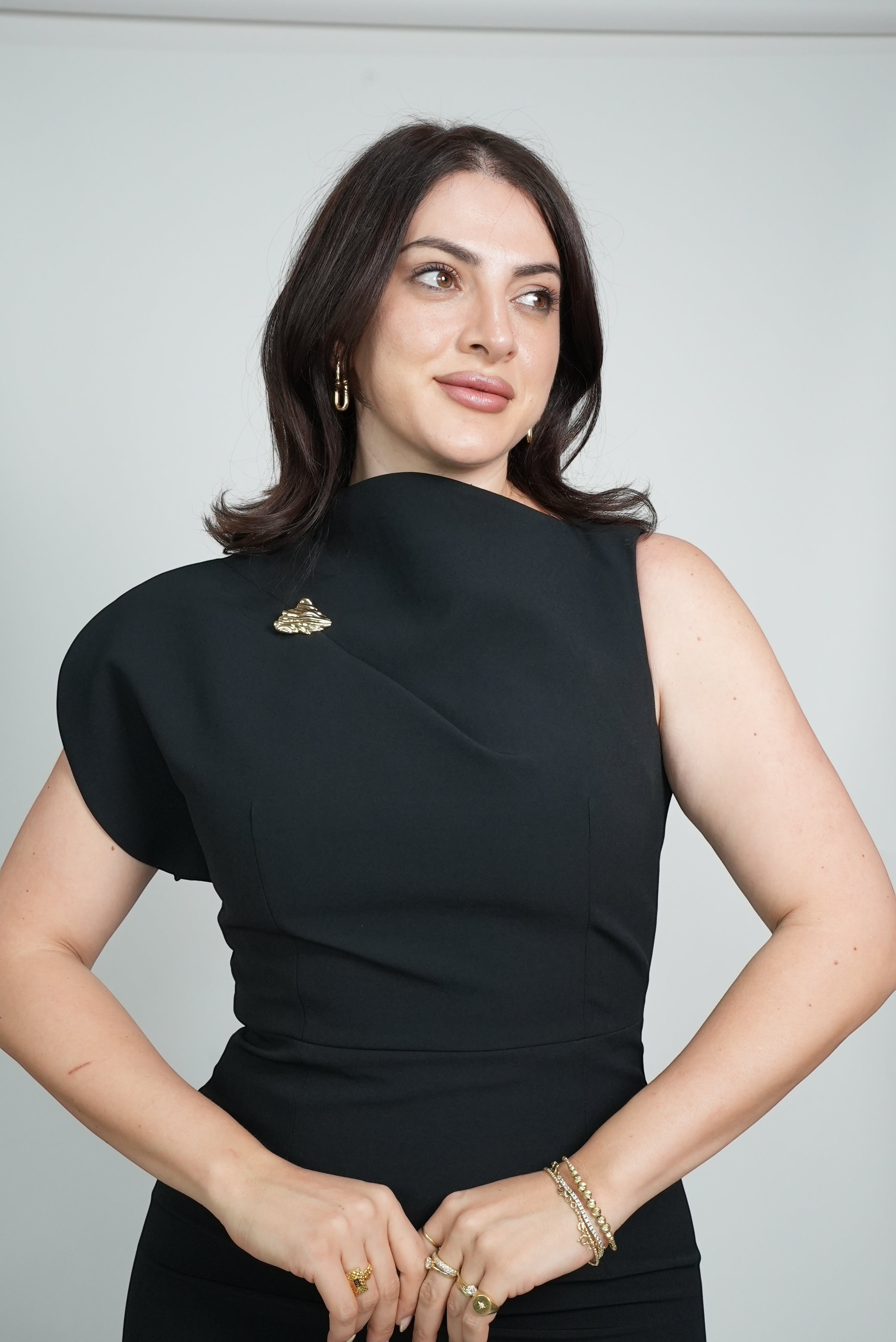 فستان اسود سادة