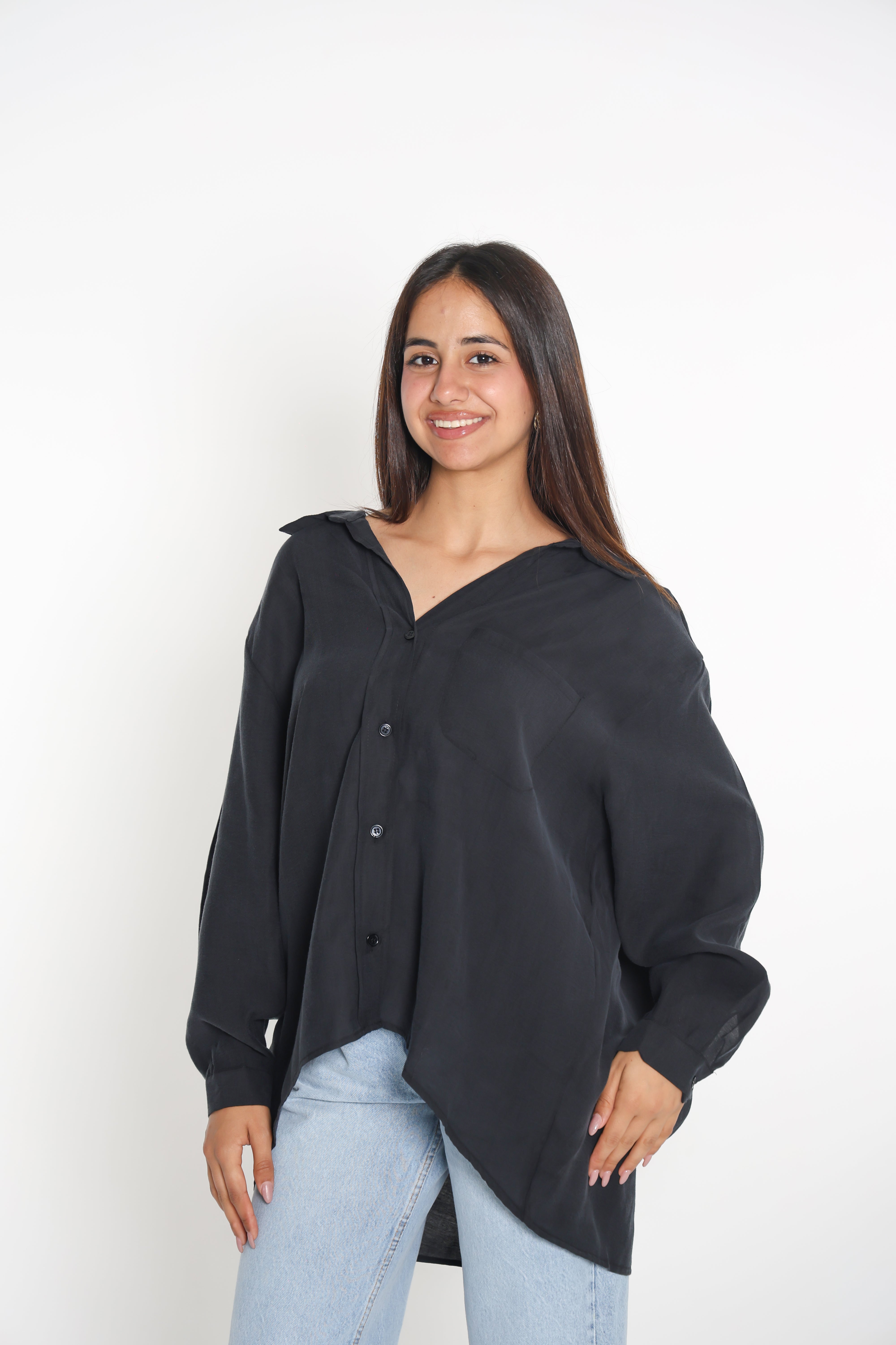 قميص oversize اسود