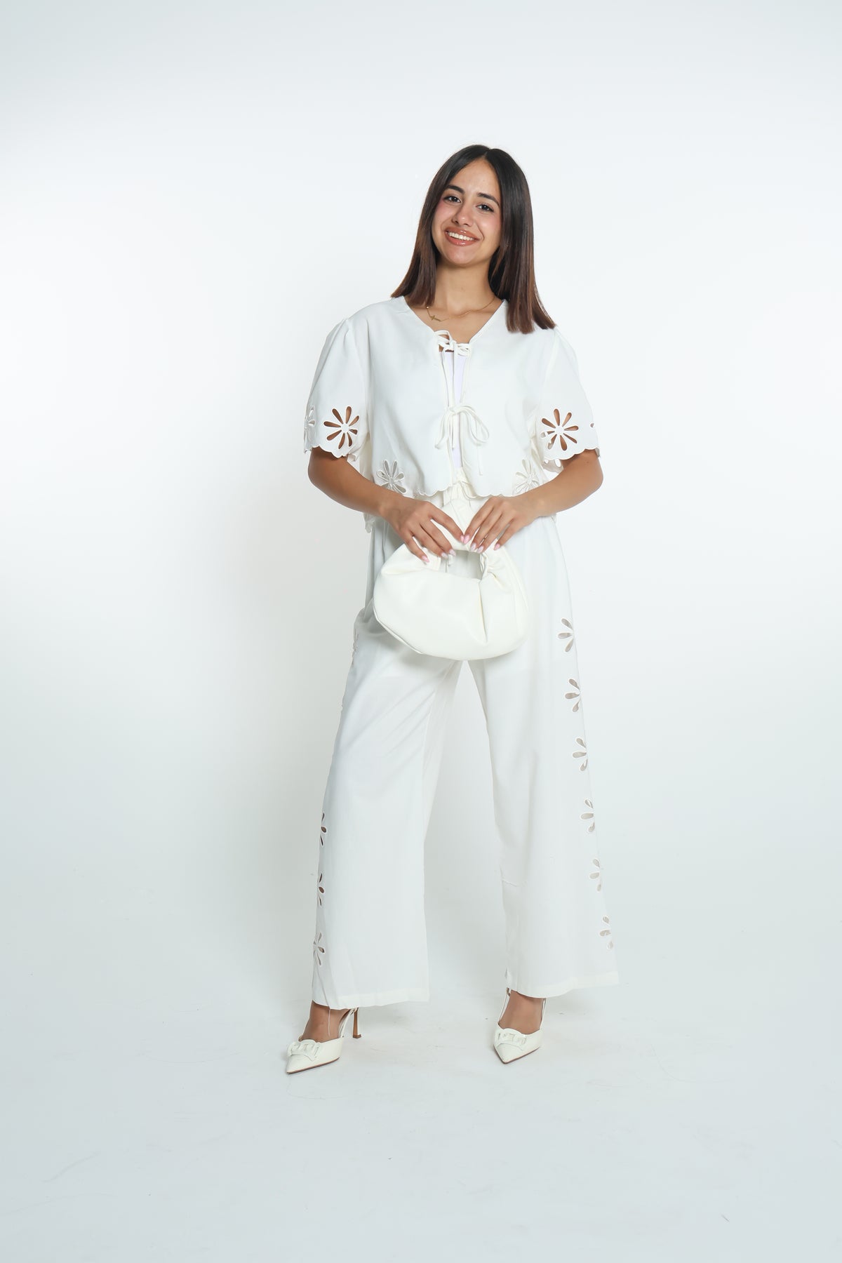 White 2 piece set- طقم أبيض