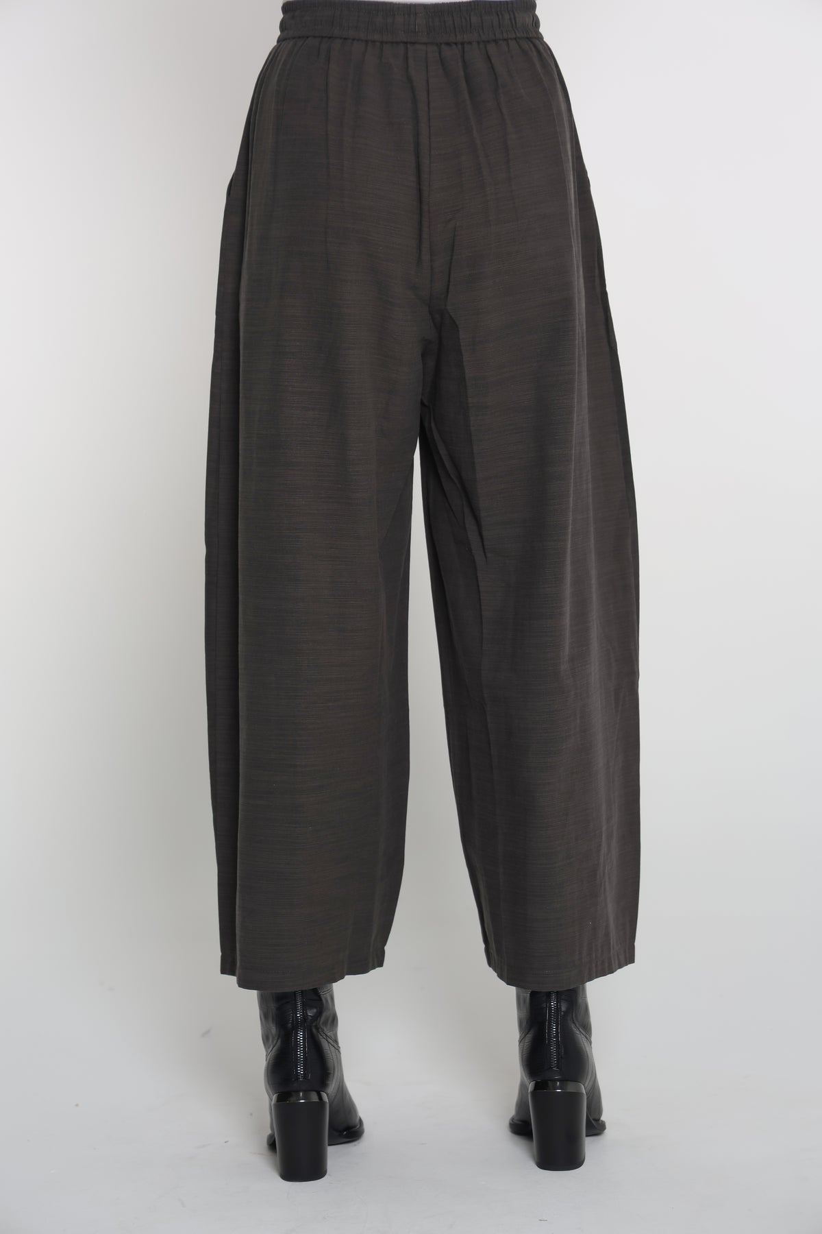 Baloon styled pants- بنطلون بالون ستايل