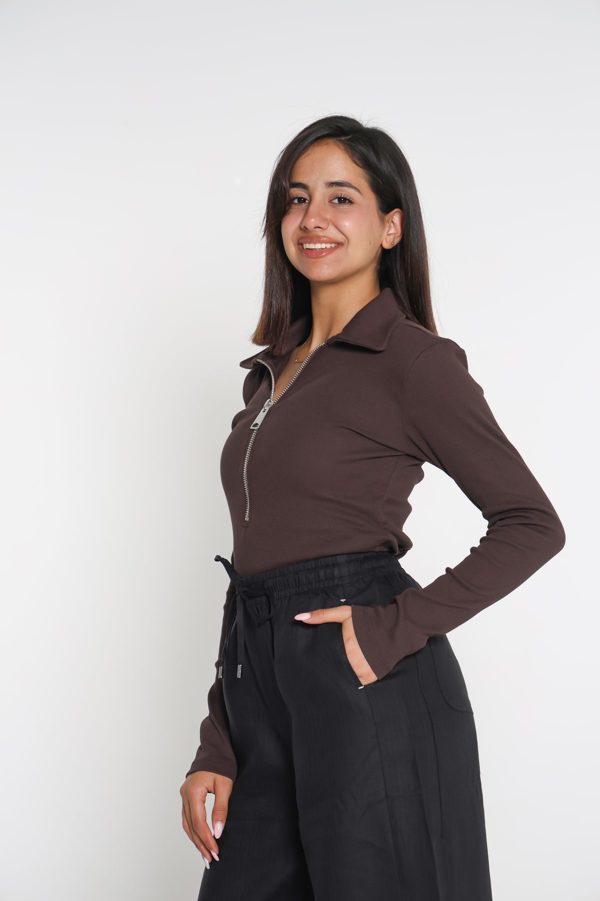 Zip up shirt- بلوزة سحّاب