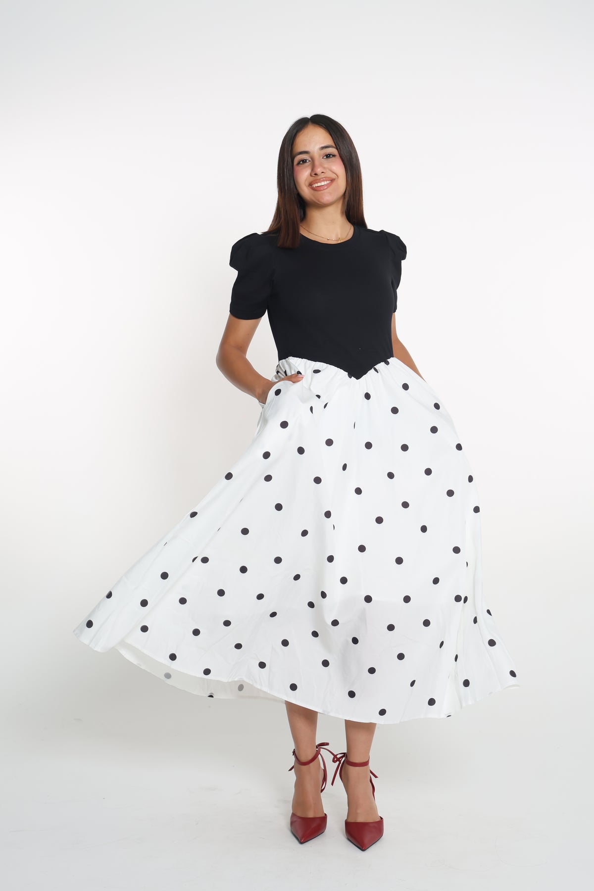Polka dress - فستان منقّط