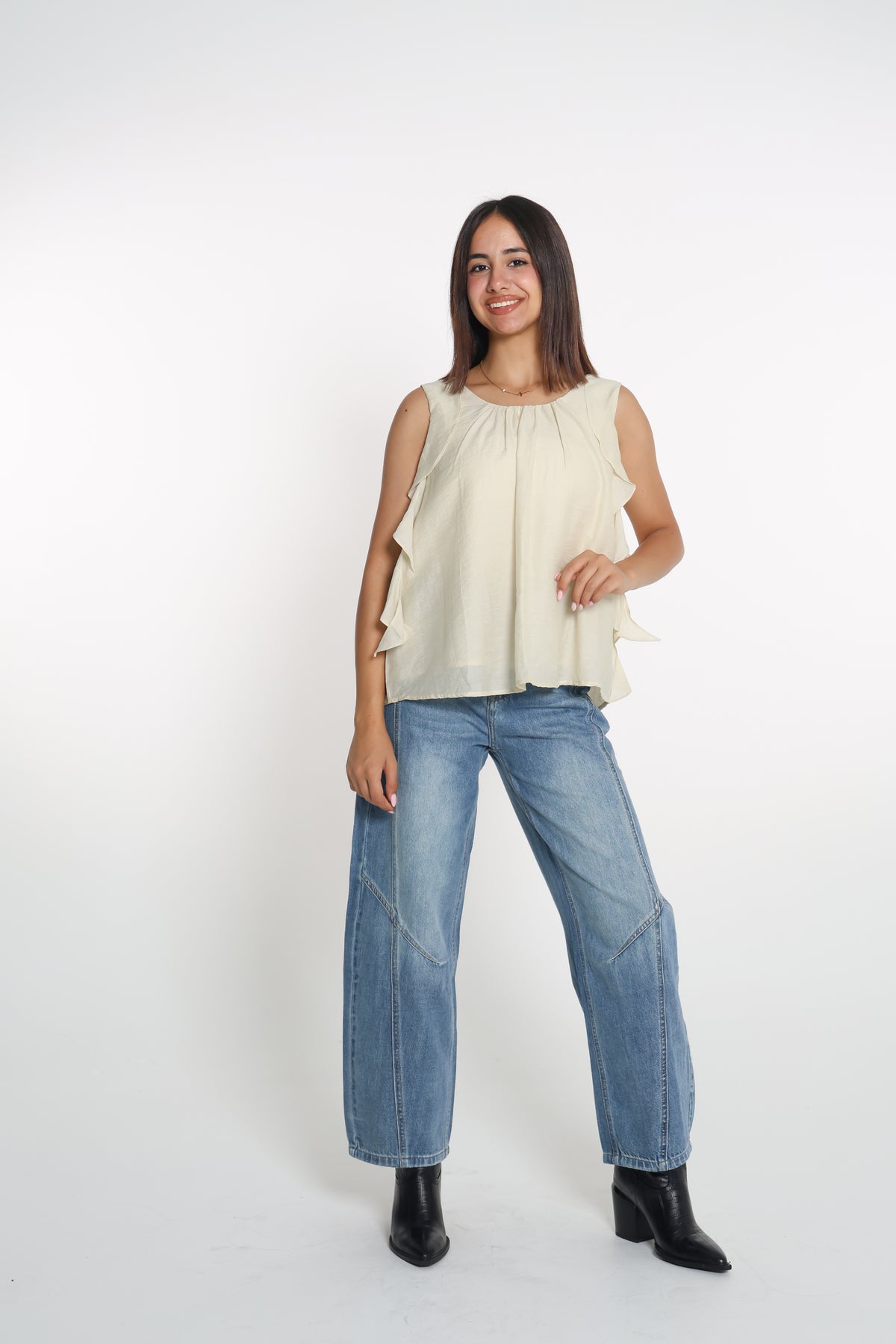 Ruffle flow top- بلوزة رافلز